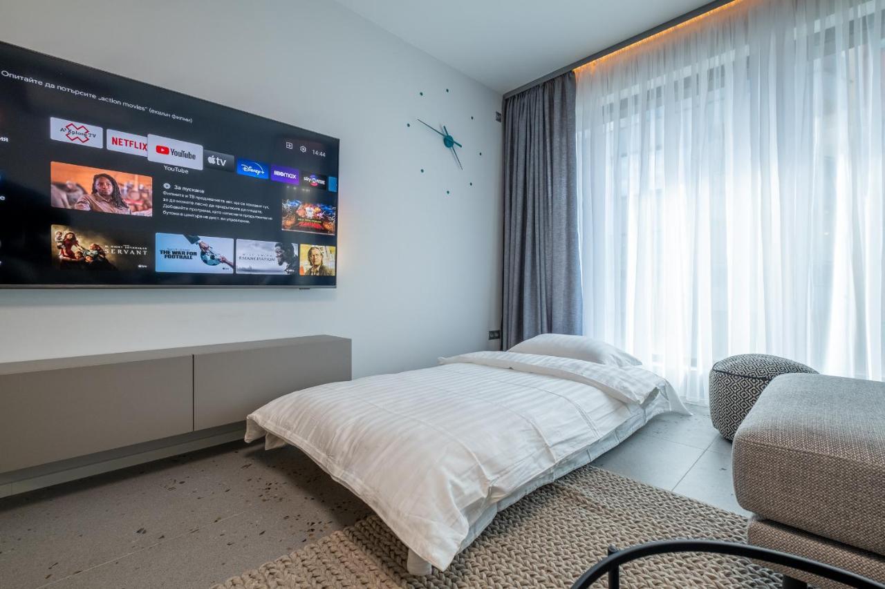 Emirates Lux Apartment And Parking Σόφια Εξωτερικό φωτογραφία