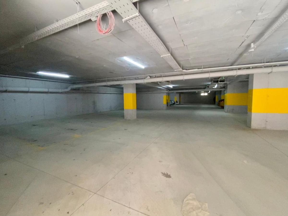Emirates Lux Apartment And Parking Σόφια Εξωτερικό φωτογραφία